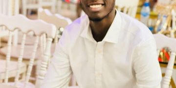 اختفى في ظروف غامضة..مناشدة عاجلة للعثور على نجل الصحفي السوداني عبود عبد الرحيم