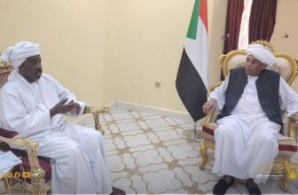 رئيس الوزراء يناقش مع وزير الموارد البشرية خطة بشأن النازحين