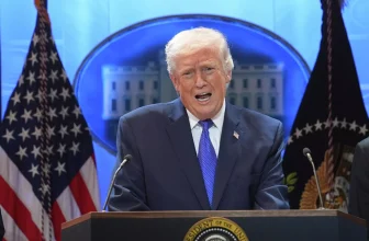 على جميع الدول.. ترامب يفرض رسوما جمركية عالمية