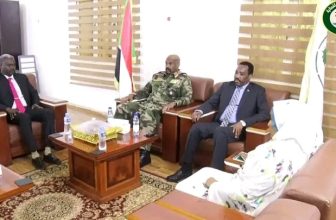 والي الشمالية يستقبل وزير الموارد البشرية والتنمية الاجتماعية الاتحادي