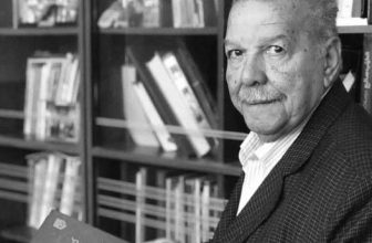 الموت يغيّب الصحافي السوداني نور الدين مدني