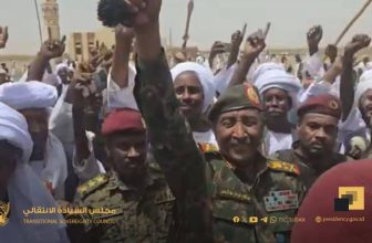 البرهان يصل هداليا ويزور ناظر الهدندوة