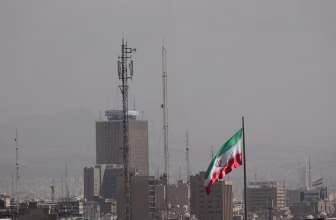 تقارير: التوصل إلى توافق بشأن خليفة خامنئي