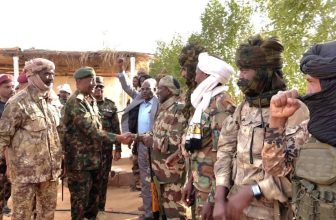 البرهان: الأبواب مشرعة أمام كل من يريد إلقاء السلاح