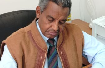 صبري محمد علي (العيكورة) يكتب:و منذ متى كان (الملكية) يتحدثون في أمر الجيش؟