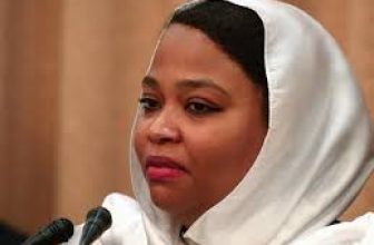 وزيرة سابقة تهاجم بيان مثير لصمود