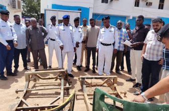 السلطات في الخرطوم تضبط شبكات تزوير وسرقة مركبات