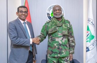 السودان يبحث إمكانية إنشاء خط بحري لتطوير التعاون الاقتصادي مع الجزائر