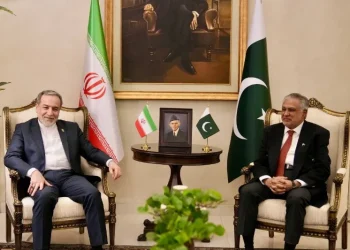 ترامب يلغي زيارة مبعوثيه لباكستان