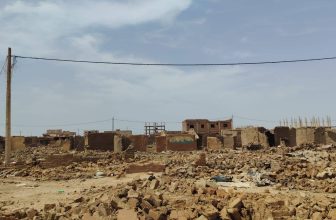 حملة إزالة كبرى في حي شهير بالخرطوم