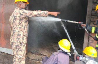 إخماد حريق شبّ في مصنع للاسفنج بمدني