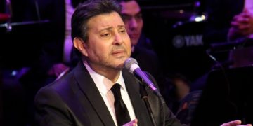 رحيل”أمير الغناء”.. وفاة هاني شاكر بعد صراع  مع المرض