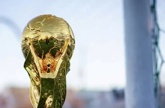 13 اتحادا كرويا يهاجم تصريحات رئيس “يويفا” بشأن كأس العالم بينها دول عربية