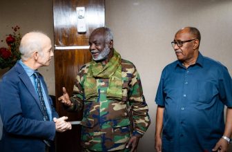 وزير المالية السوداني يطلق بشرى