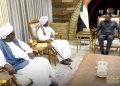الناظر دقلل يكشف تفاصيل لقاء رئيس مجلس الوزراء