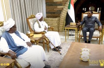 الناظر دقلل يكشف تفاصيل لقاء رئيس مجلس الوزراء