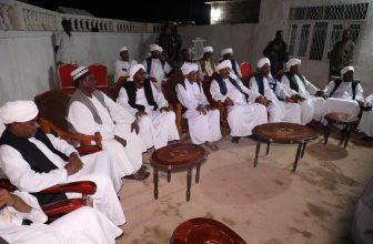 وساطة تنهي خلاف بين والي كسلا وترك