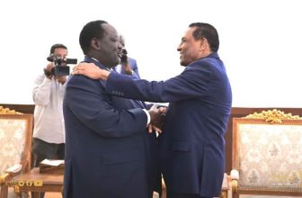 رئيس الوزراء السوداني يبحث مع مستشار سلفاكير ملفات مهمة