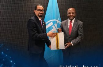 وزير التحول الرقمي والاتصالات يبحث تنفيذ مشروعات لتطوير الإنترنت في السودان
