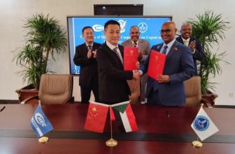 الموانئ البحرية السودانية توقّع مذكرة تفاهم مع شركة صينية لتطوير البنية التحتية