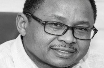 نقابة الصحفيين السودانيين تعلن وفاة الصحفي أحمد عبد الله حنقة