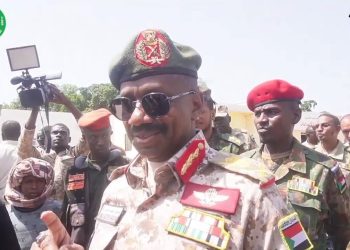 قائد الفرقة الرابعة مشاة بالدمازين يطلق تحذيرًا