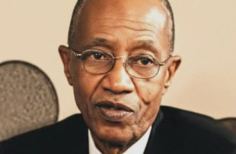 وفاة الإعلامي السوداني حمدي بولاد
