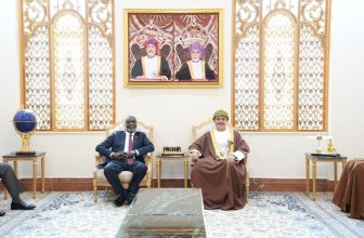 تفاهمات سودانية ـ عُمانية بشأن مجالات النقل البحري والجوي