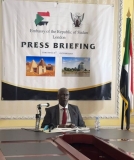 مؤتمر لسفير السودان بلندن وتوزيع وثائق لتورّط الإمارات في الحرب