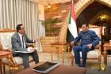 كامل إدريس يتلقى تقريرًا بشأن الأوضاع في الجامعات السودانية