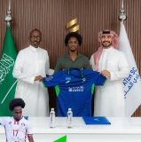 نادي الفتح السعودي يفجّر مفاجأة ويتعاقد مع لاعب سوداني