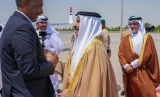 البرهان يجري مباحثات في البحرين بعد زيارة خاطفة