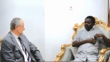 مالذي دار في لقاء حاكم دارفور و منظمة دولية شهيرة ..