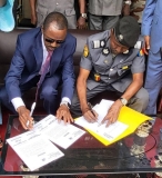 السودان يستعيد سيارات منهوبة من تشاد..