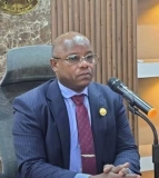 المعادن تبحث تعزيز الاستثمارات..