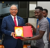 إبراهيم يزور بعثة المريخ في موريتانيا…