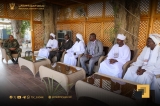 البرهان يلتقي وفد من الداجو بالسودان