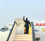 مناوي يغادر إلى موسكو ويكشف التفاصيل