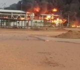 السُّودانُ ..  حَريق  هائل في حقل بليلة